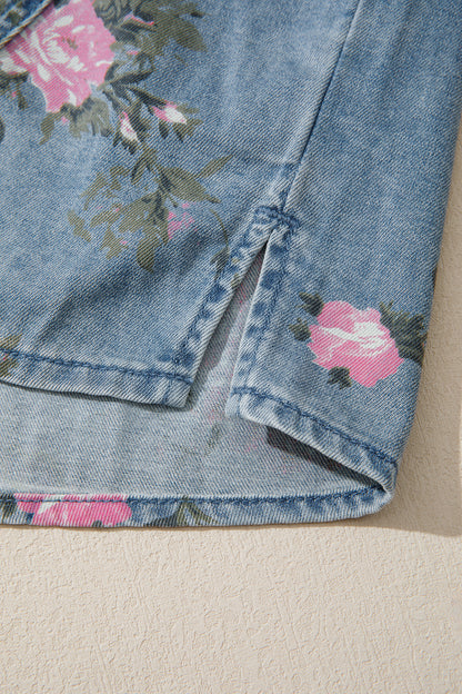 Blauwe denim overhemd met armbandmouwen en bloemenprint