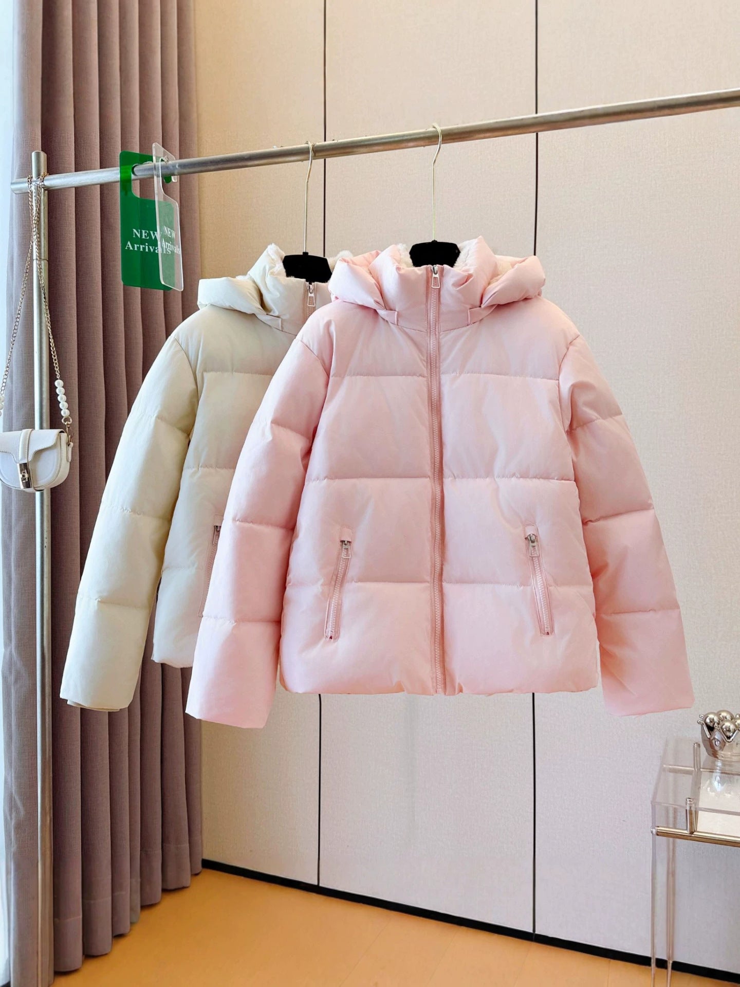 Womens Winter Hooded Short Puffer Jacket