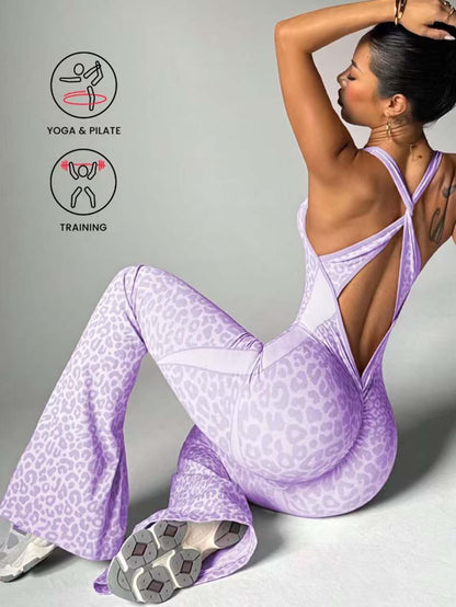 Seamless Leopard Print Yoga Suit