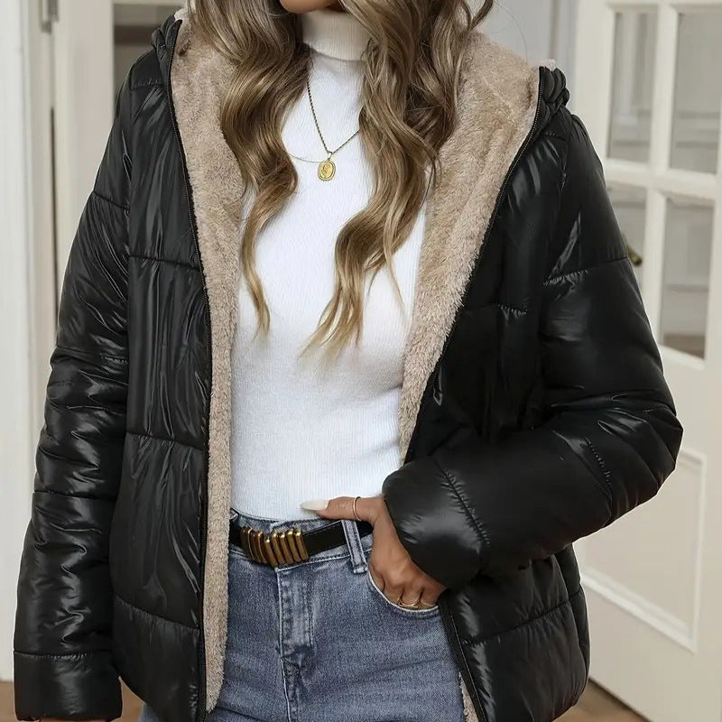 Geborstelde en gewatteerde warme jas met capuchon