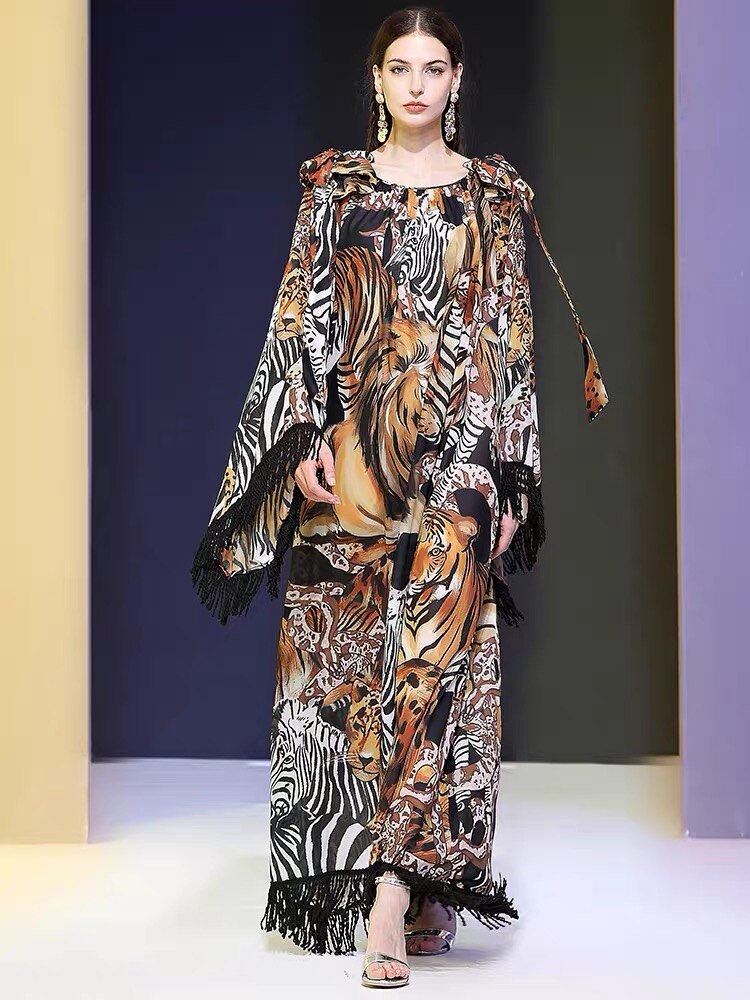 Losse maxi-jurk  in catwalkstijl met dierenprint