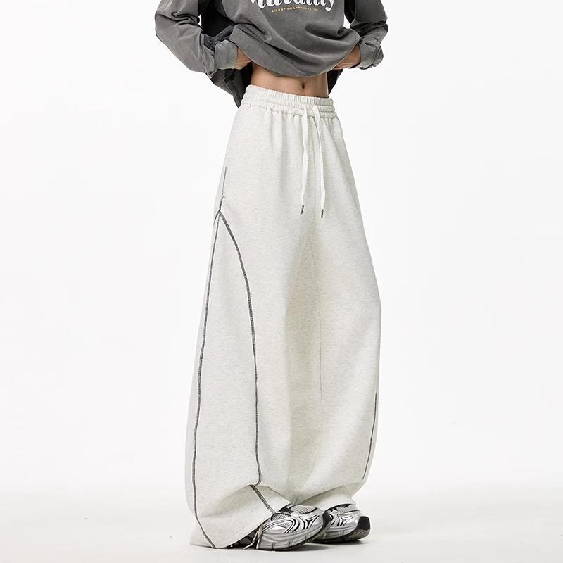 Spring/Summer Oversized, Flowy Scimitar-Style Sweatpants with Streetwear-Inspired Relaxed Fit and Wide-Leg Design