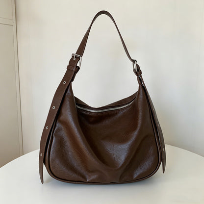 Retro fashion women's large capacity shoulder bag
