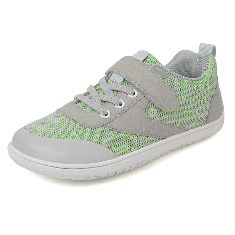 Children's athletic shoes