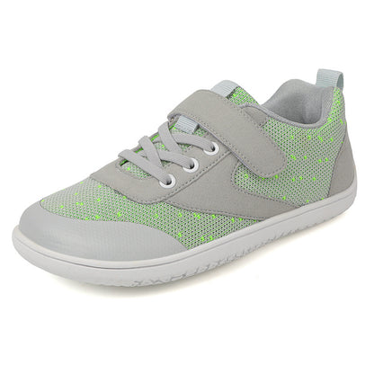 Children's athletic shoes