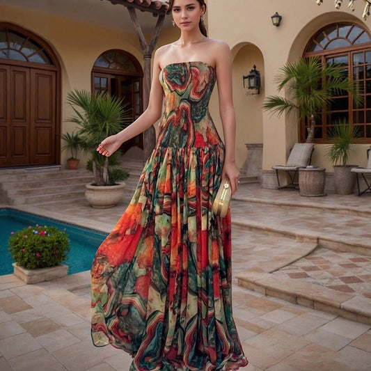 Elegante bedrukte aansluitende strapless maxi-jurk met elastische lijf en uitlopende rok