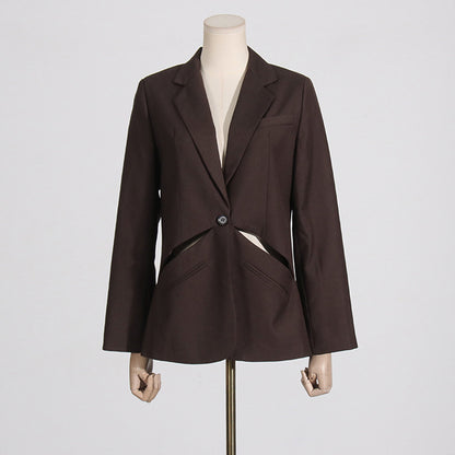 Effe kleur damesblazer met opengewerkte details