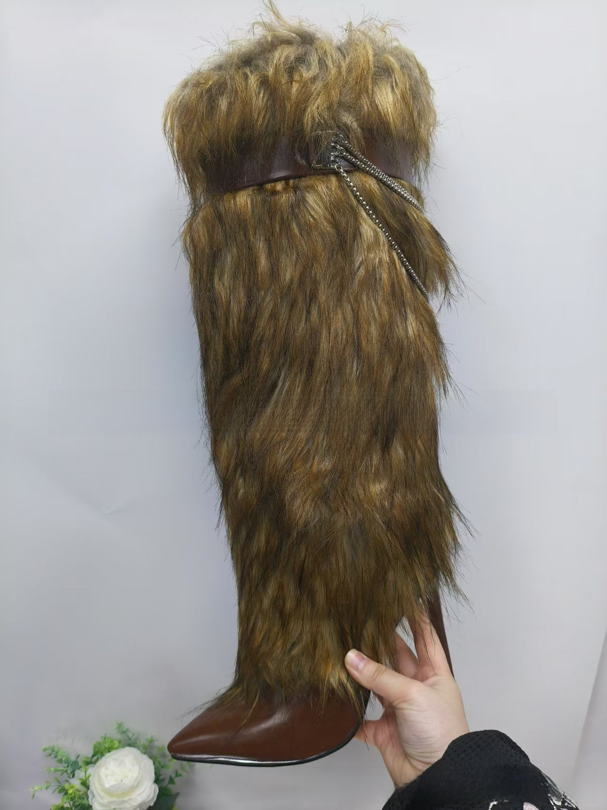Pointed-toe furry boots high heels