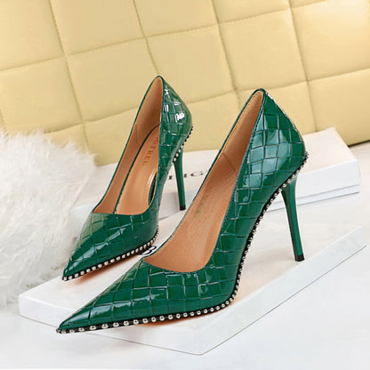 Retro Sexy High Heels Women's Shoes Super High Heel Shallow Mouth Pointed Metal Chain Rivet Shoes