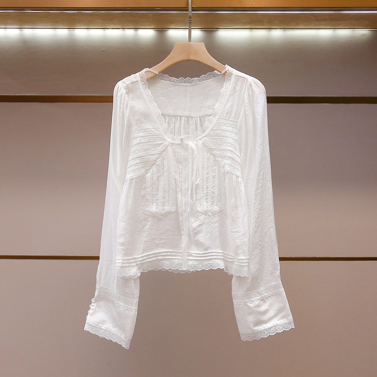 Women's Autumn French Elegant Lace Trim Tie Neck Long Sleeve Shirt