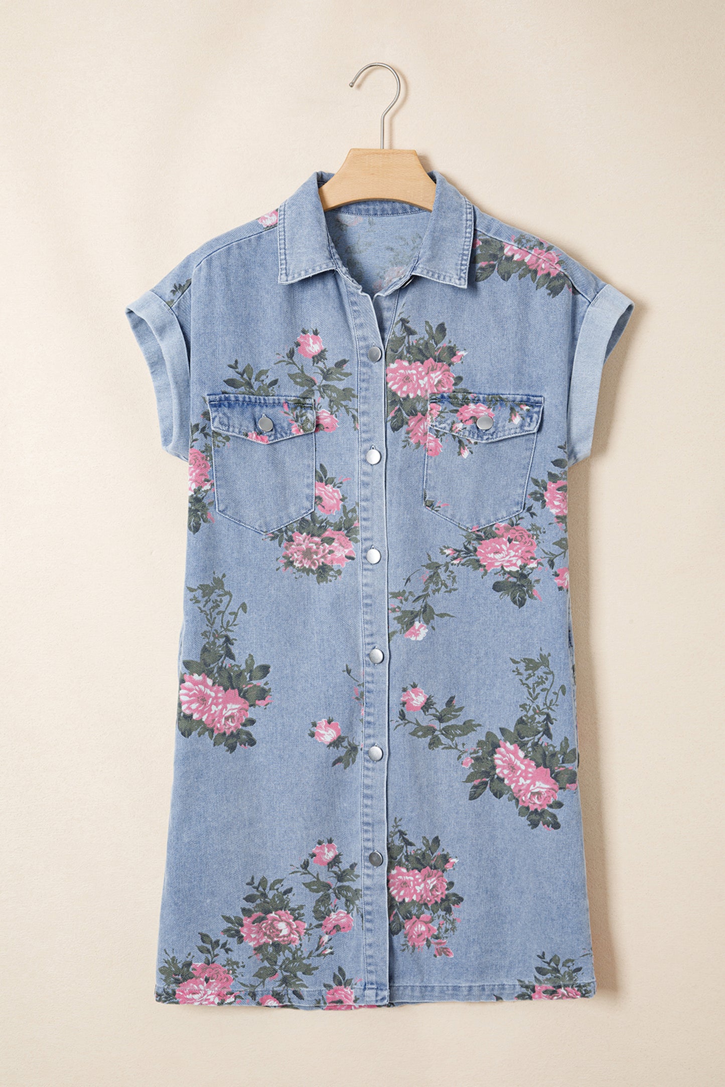 Denim jurk met bloemenprint korte mouwen manchetten zakken en knoopsluiting