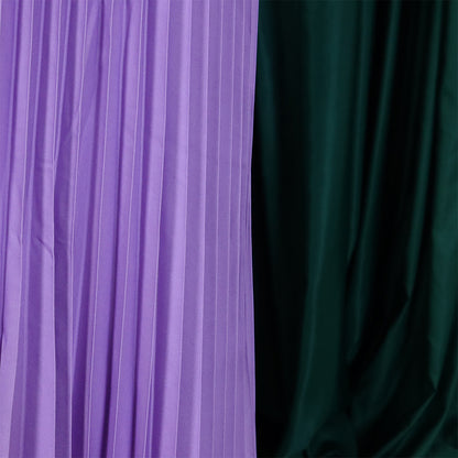 Amerikaanse modieuze ruchejurk met riem