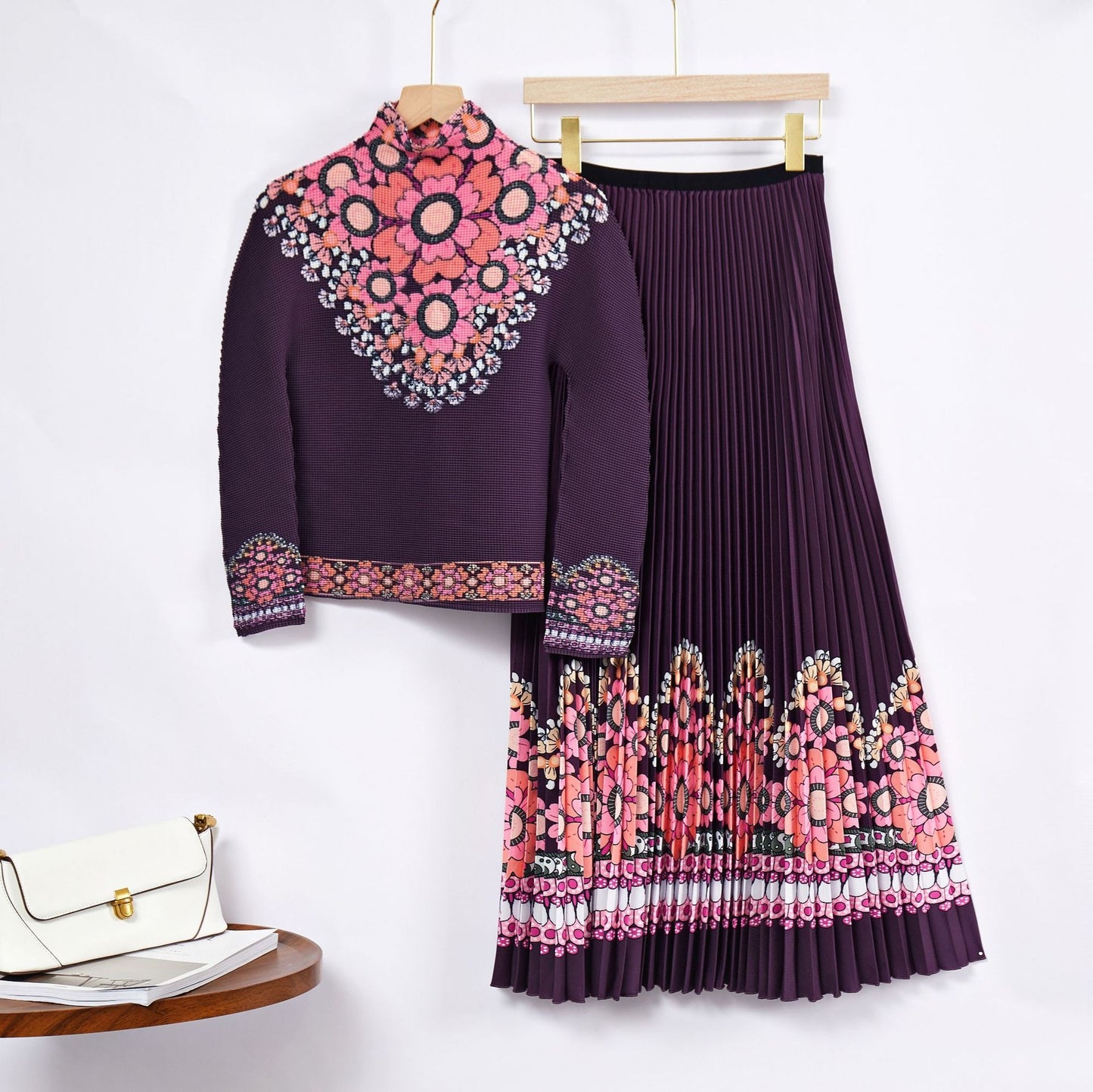 Retro chique rokset met print in society-stijl