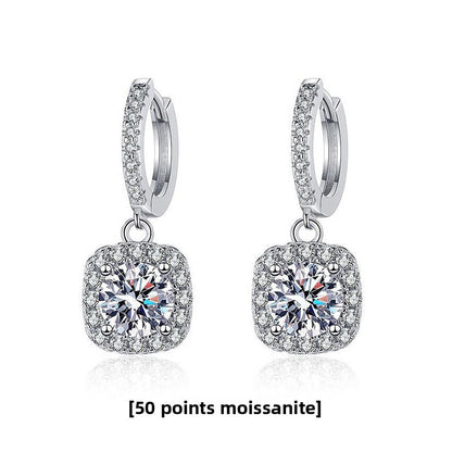 Klassieke vierkante oorbellen met moissanite steentjes