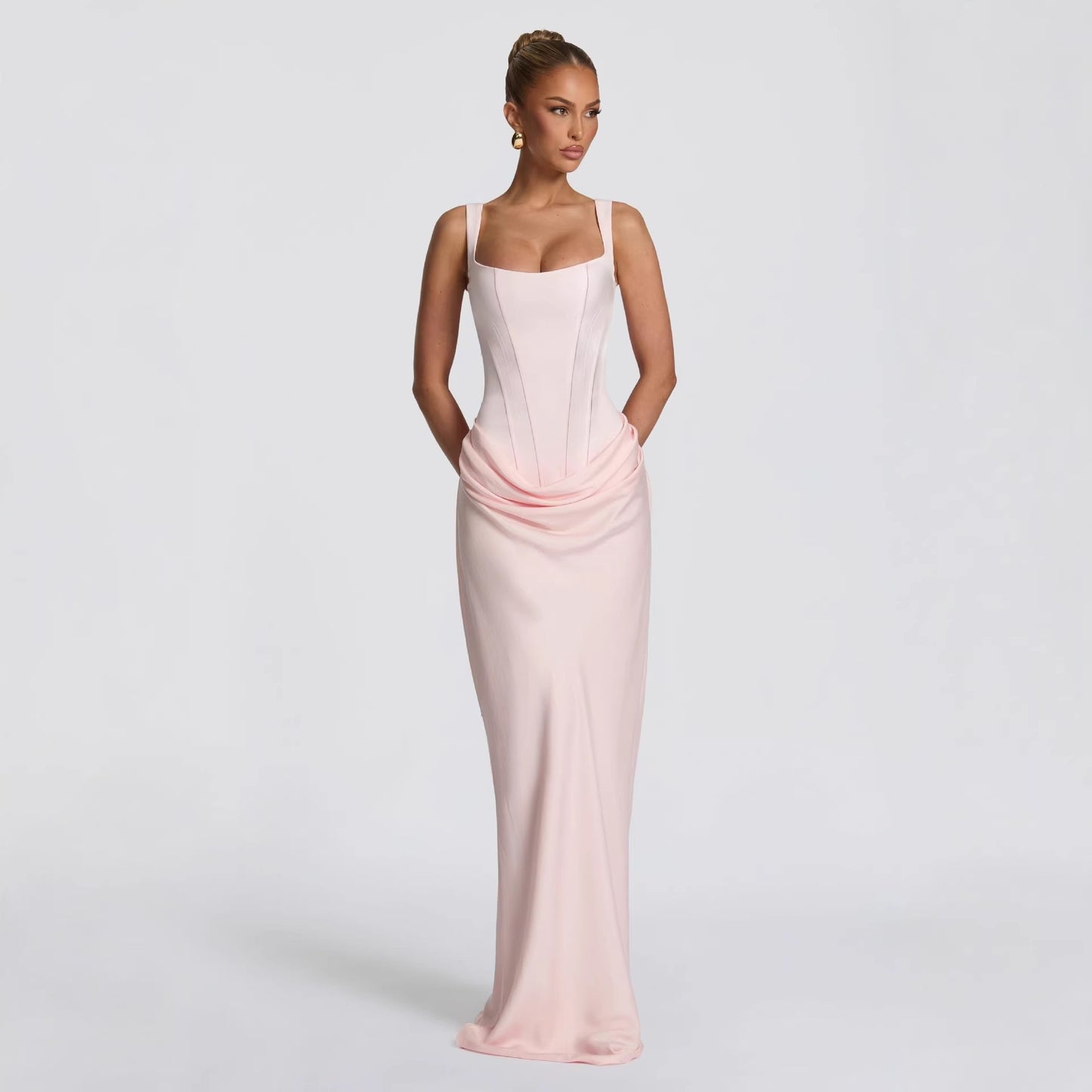 Nauwsluitende gebreide jurk met fishtail-rok voor dames