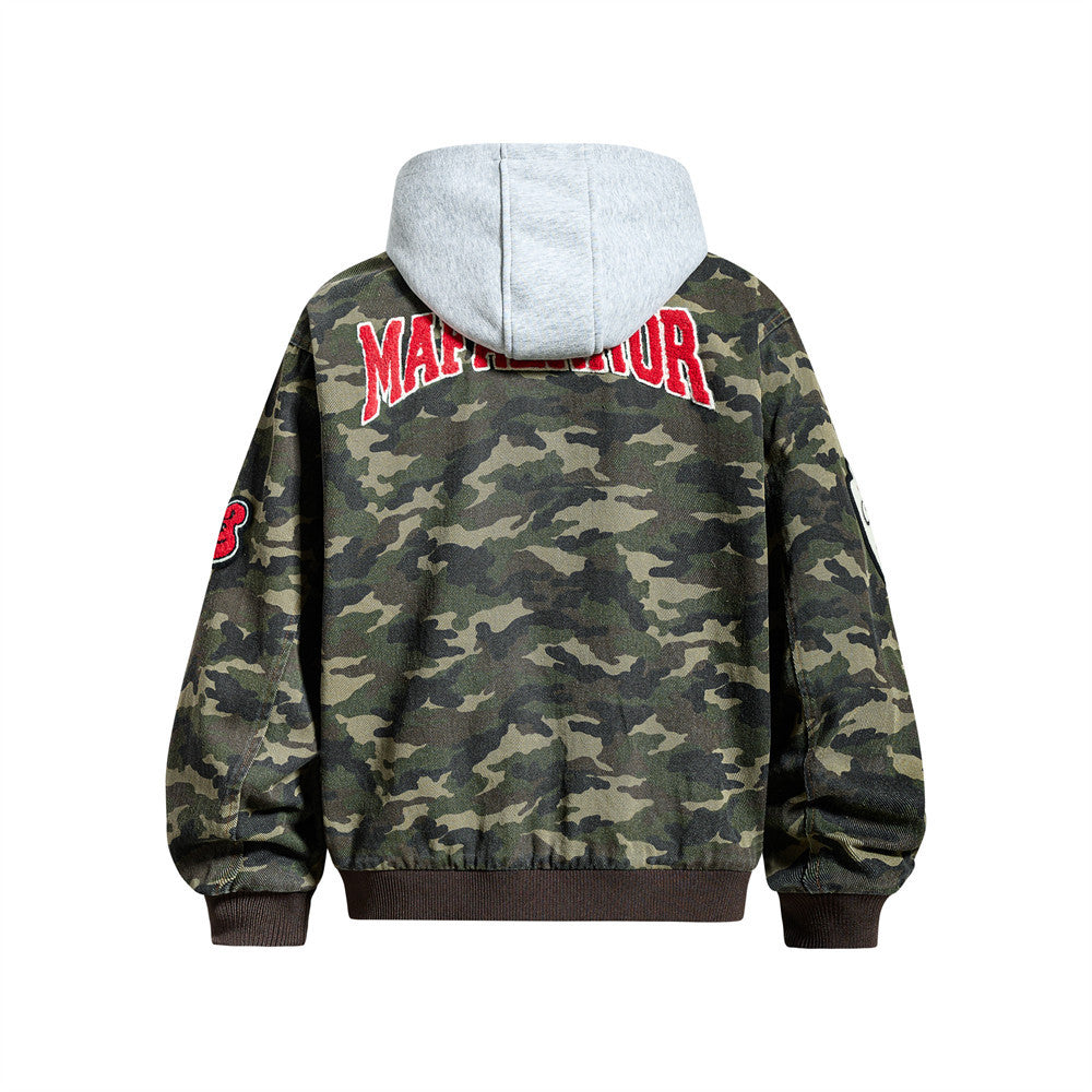 Camouflage jacket met patches en afneembare capuchon