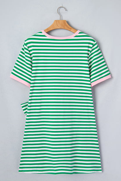 Gestreepte mini-jurk met strik contrasterende bies korte mouwen en ronde hals