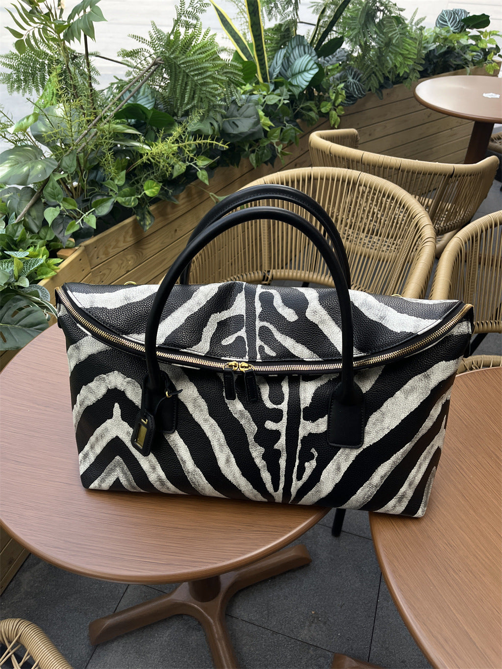 Zebra Pattern Travel Gym Duffel Bag