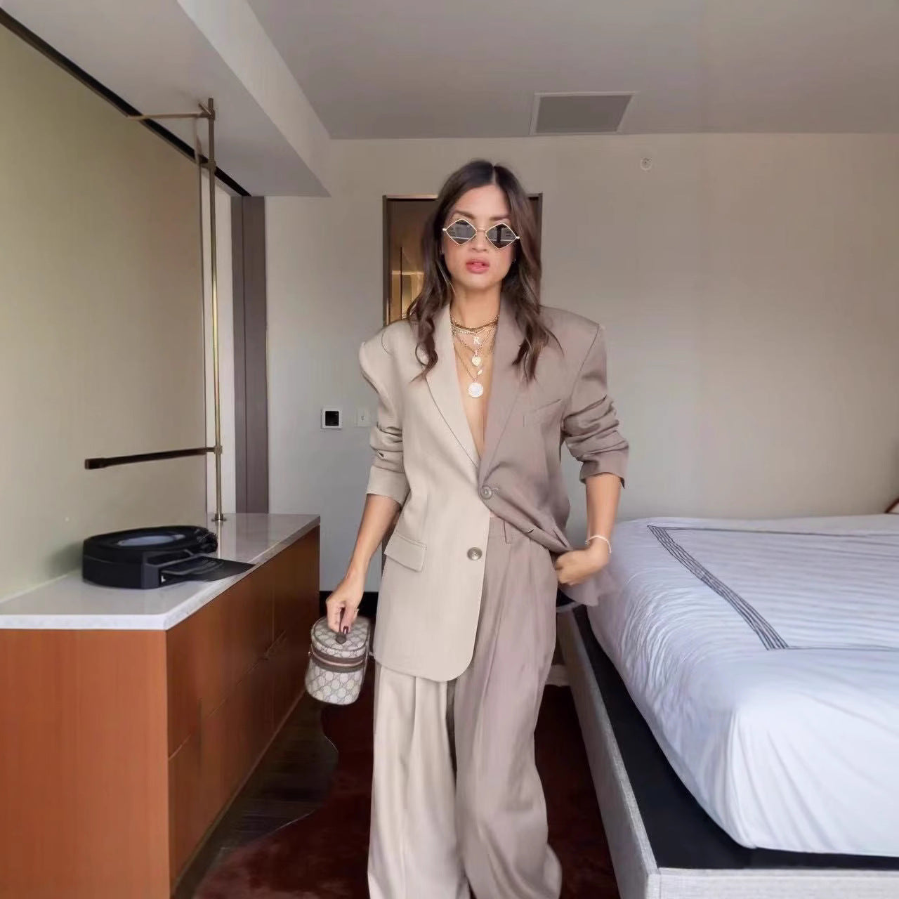 Fashion Dual-color Casual Suit Set
