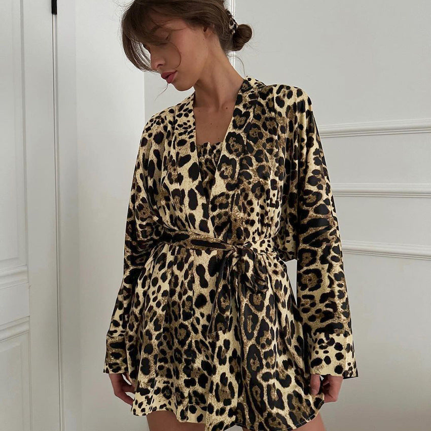 Summer Fashion Leopard Print 3-Piece Sleepwear Set, Lightweight Long Sleeve Crop Top amp Shorts, Stylish Women's Loungewear