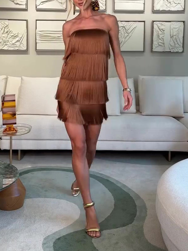 Bruine strapless mini-jurk met gelaagde franjes