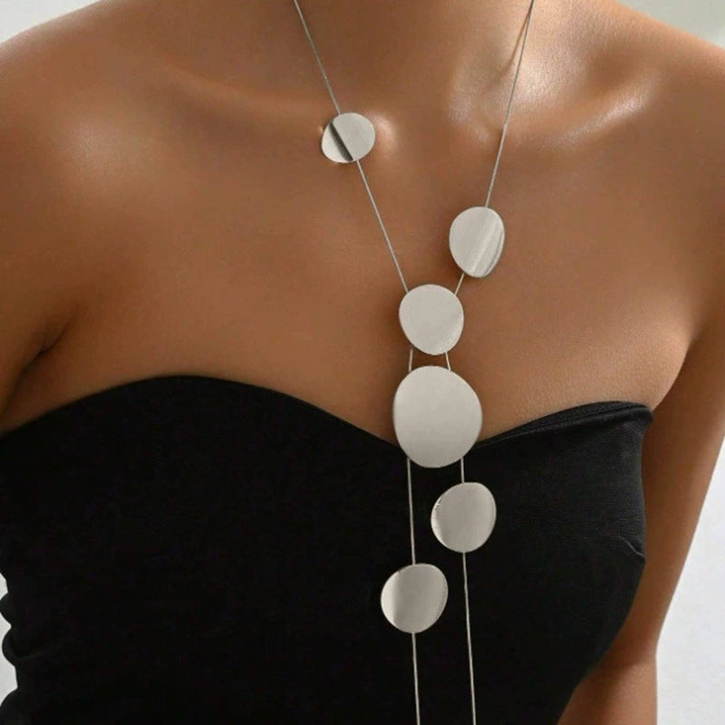 Geometric Hollow Circle Pendant Layered Chain Necklace
