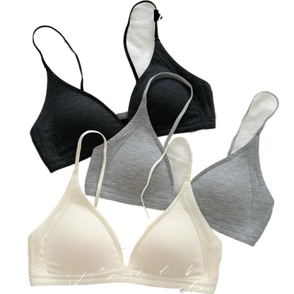 French-style deep V-neck lingerie for women