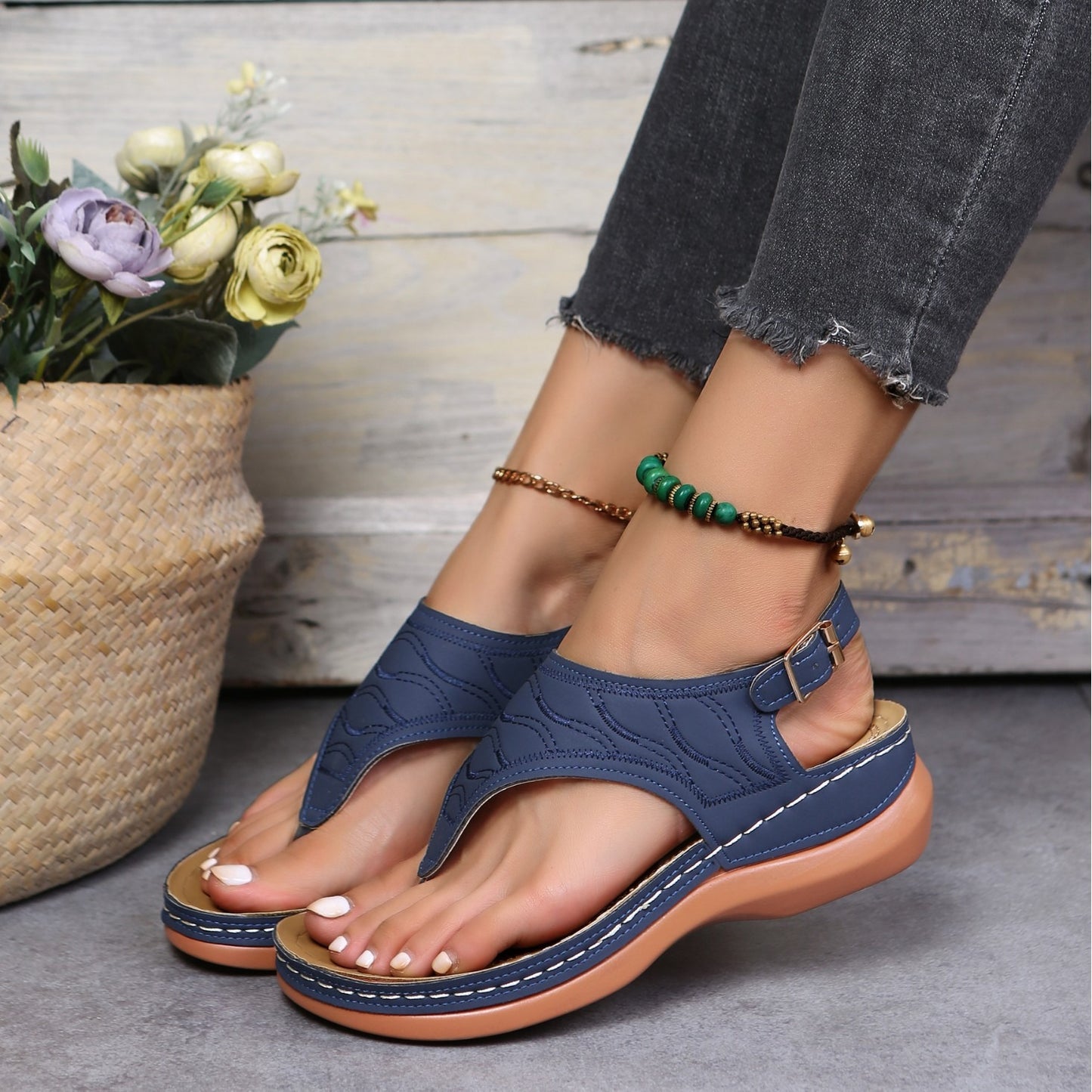 Embroidered Womens Breathable Sandals