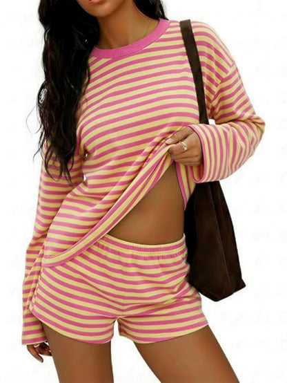 Dames gestreepte short en T-shirt met lange mouwen tweedelig setje