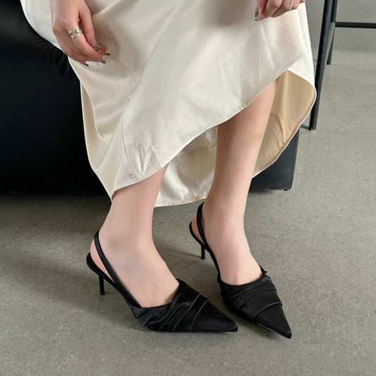 Slingback pumps met stilettohak en gesloten puntige neus