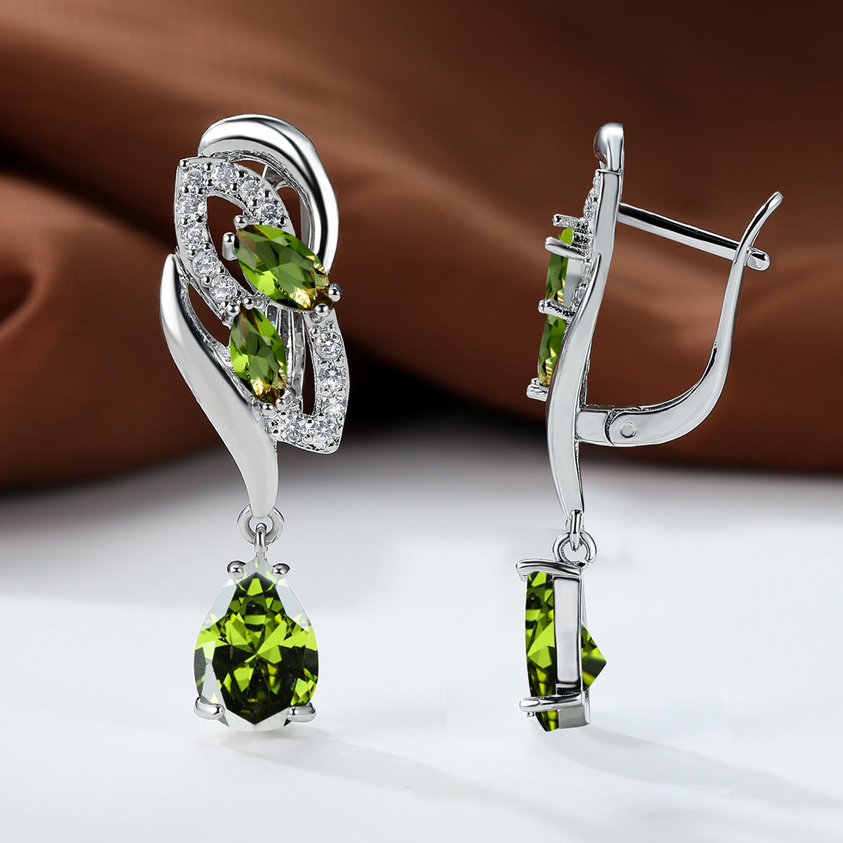 High-End Accessible Luxury Ear Jewelry