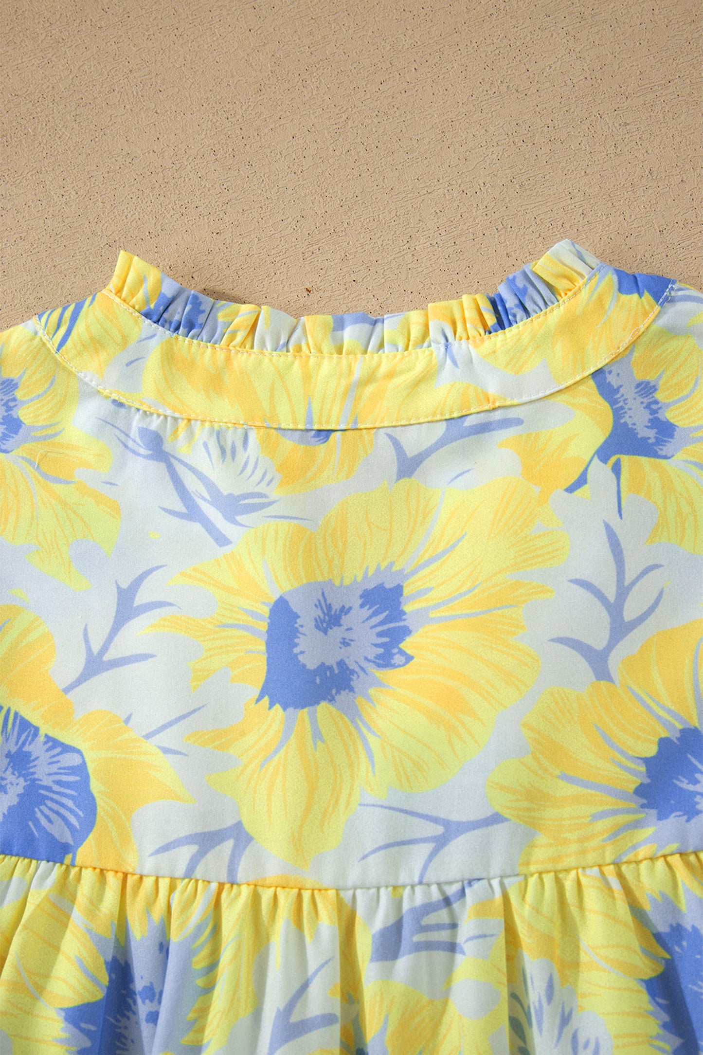 Zomerblouse met korte pofmouwen en bloemenprint