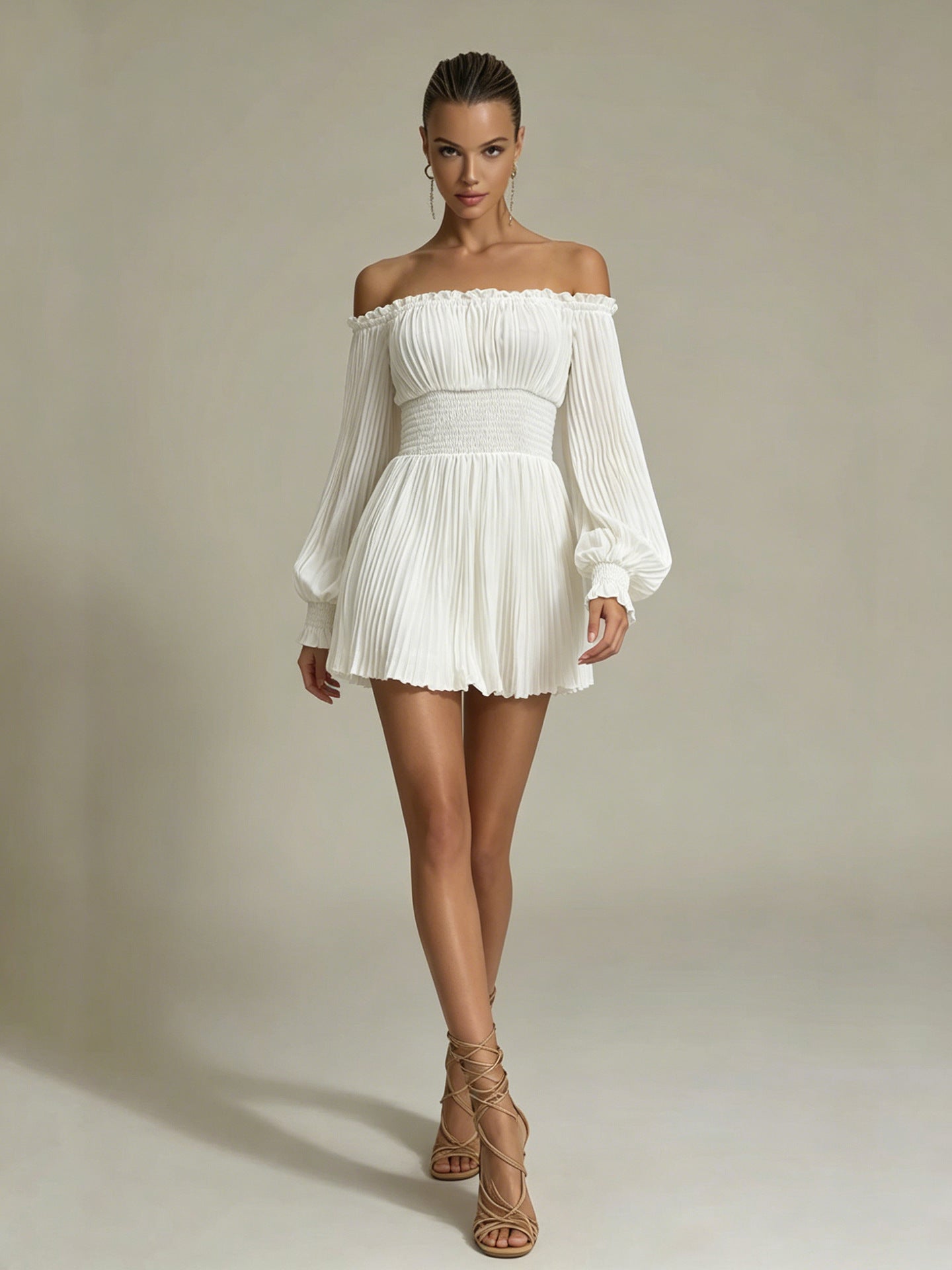 One-shoulder long-sleeve ruched waist casual French-style dress