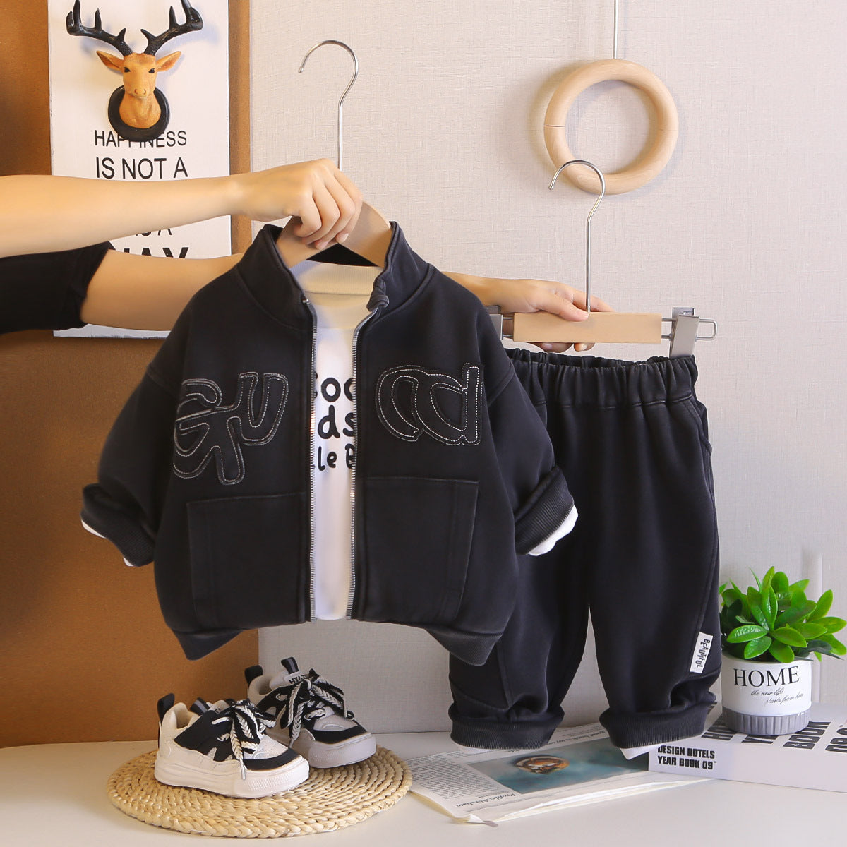 Autumn long sleeved three piece baby jacket