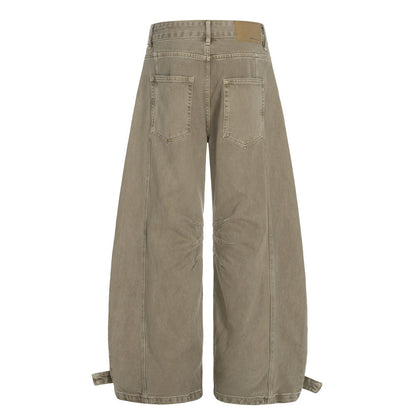 Losse broek met wijde pijpen