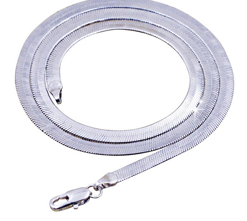 Unisex zilverkleurige platte slangenketting met karabijnsluiting