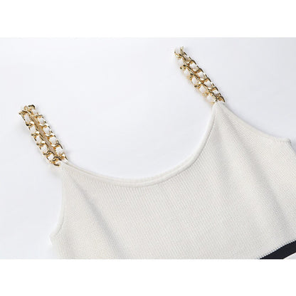 Trendy geribde mini-jurk met strepen en kettingbandjes