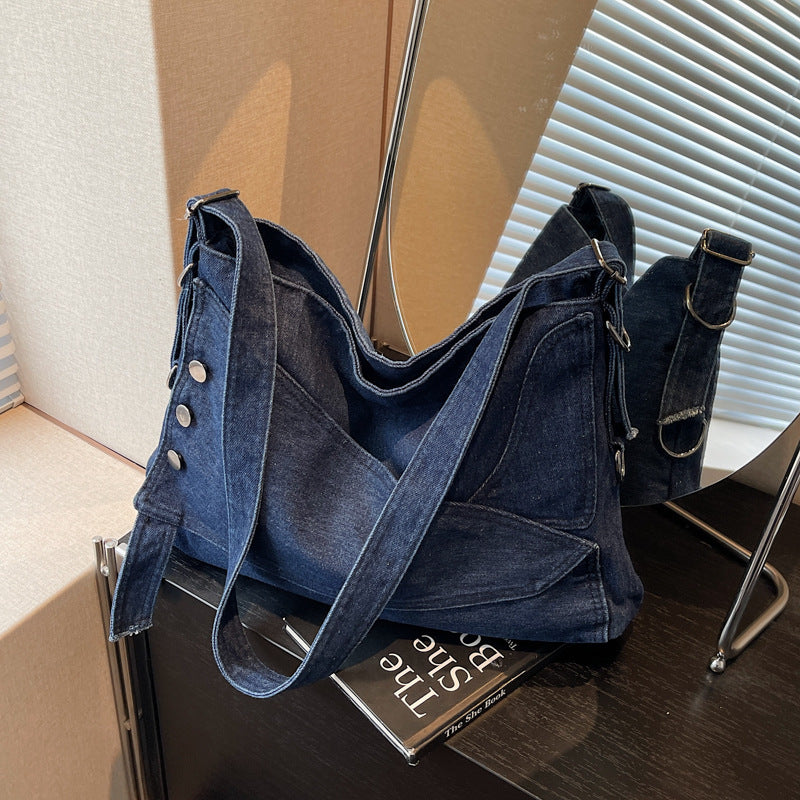 Women's Denim Shoulder Bag Large Capacity Tote Bag with Zipper Closure