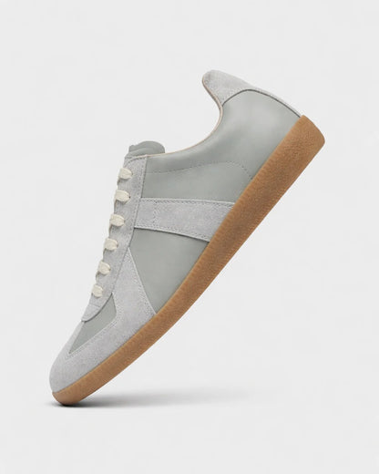 Classic Retro Sneakers for Men Women 2025 New Trainers