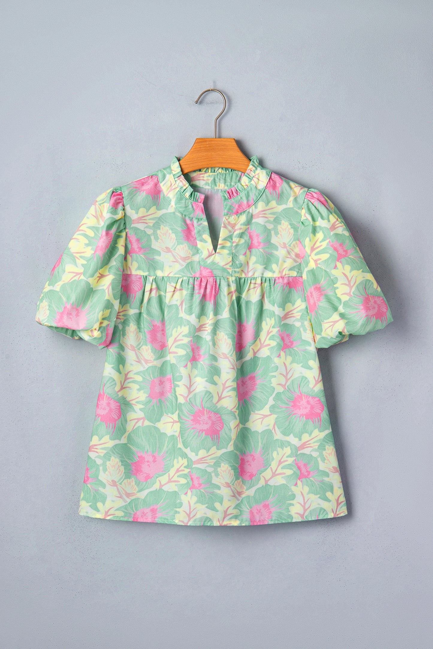 Zomerblouse met korte pofmouwen en bloemenprint
