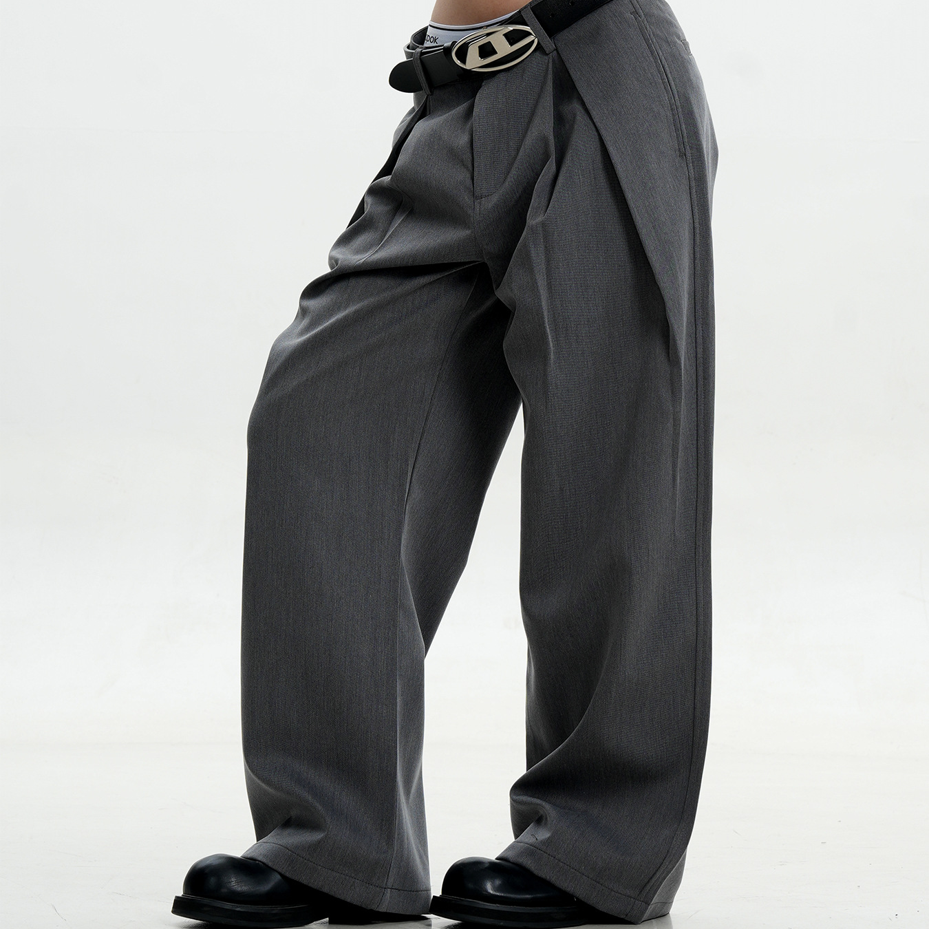 Wide-leg casual trousers