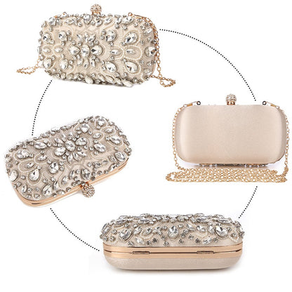 Luxe damesclutch met parels en diamantsteentjes