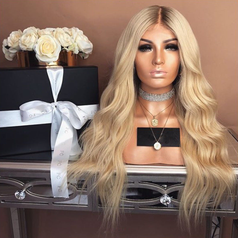 Synthetisch lange lichtgouden golvend lace wig