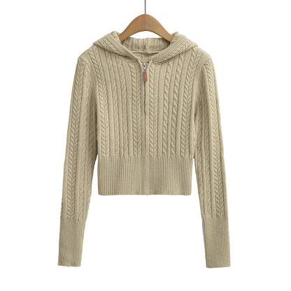 Vest met capuchon en lange mouwen en ritssluiting