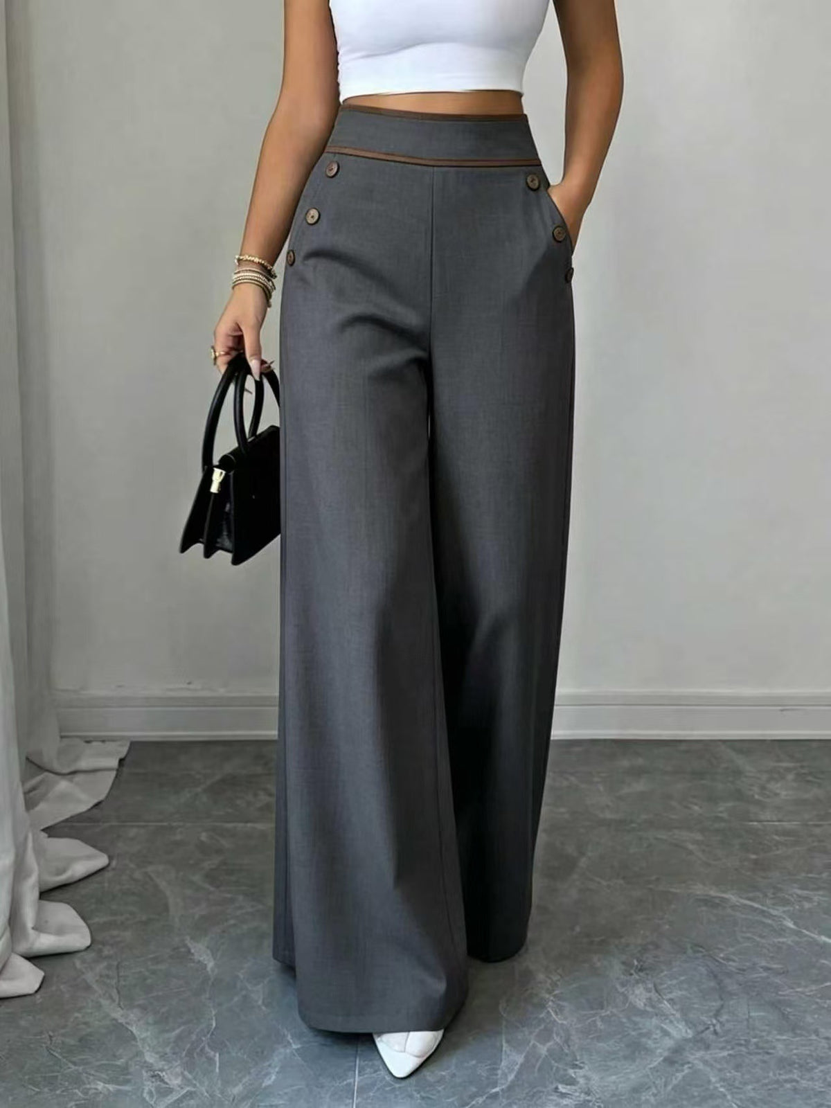 Wide-leg trousers