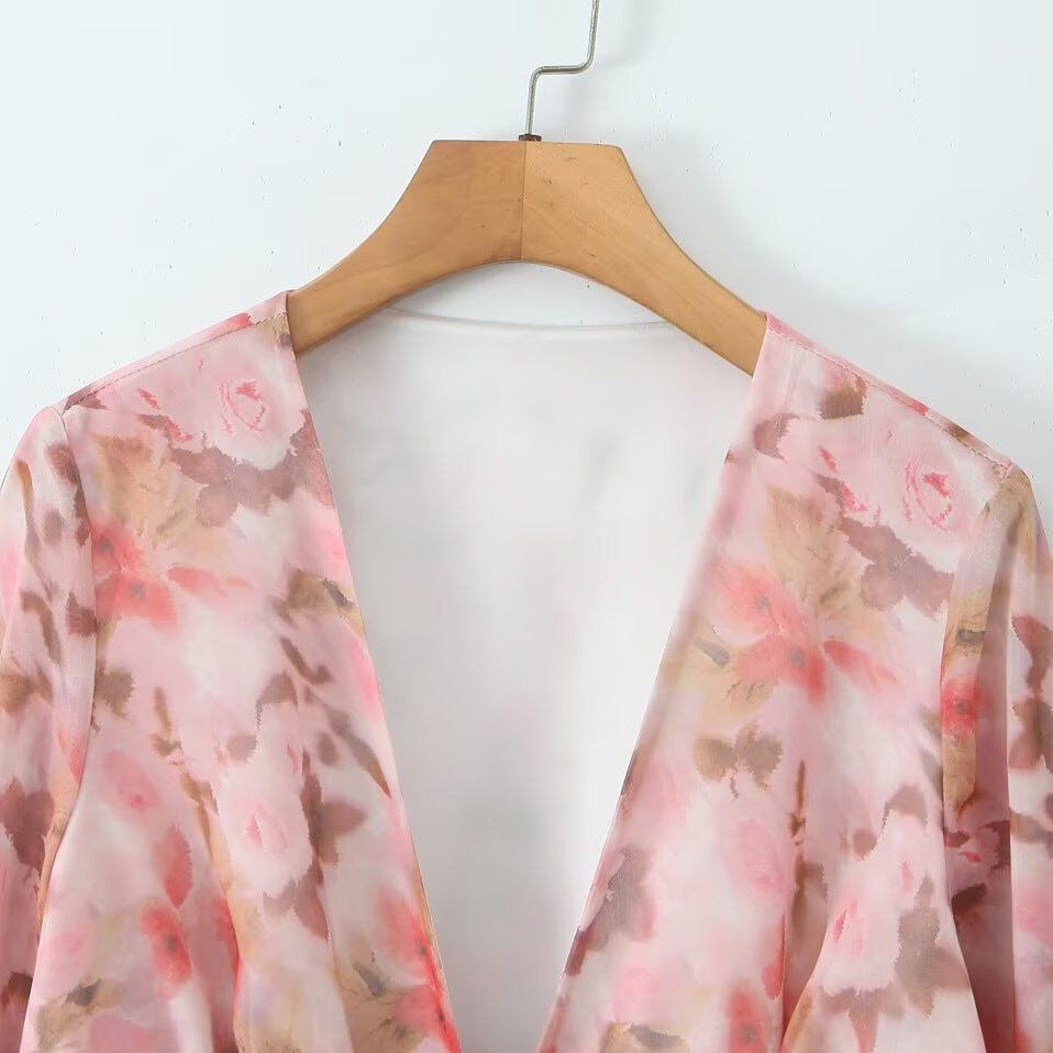 New Women's Fashionable Chic French Flared Sleeve Tie-Print Blouse