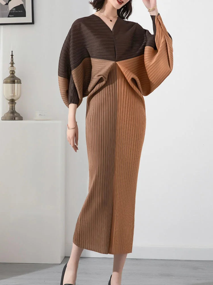 Women Elegant Pleated Dress Batwing Sleeve V-neck Patchwork Straight Dresses  Summer Female Fashion Clothing