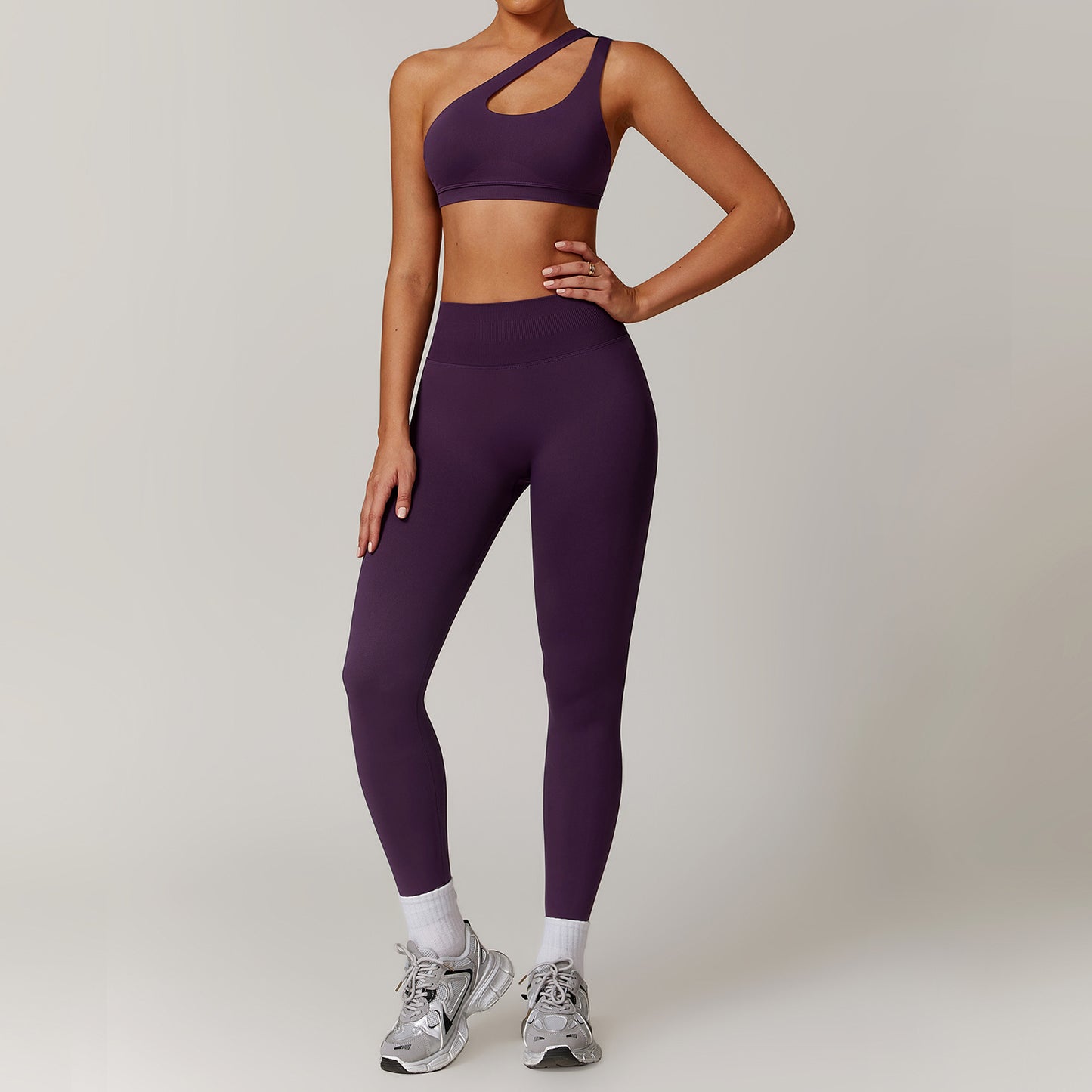 Yoga set met schouderbeha en -broek