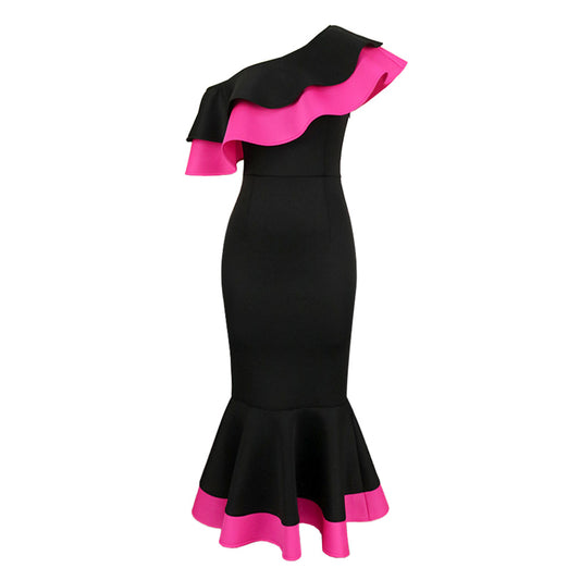 Midi-jurk met schuine schouder en ruches nauwsluitende model