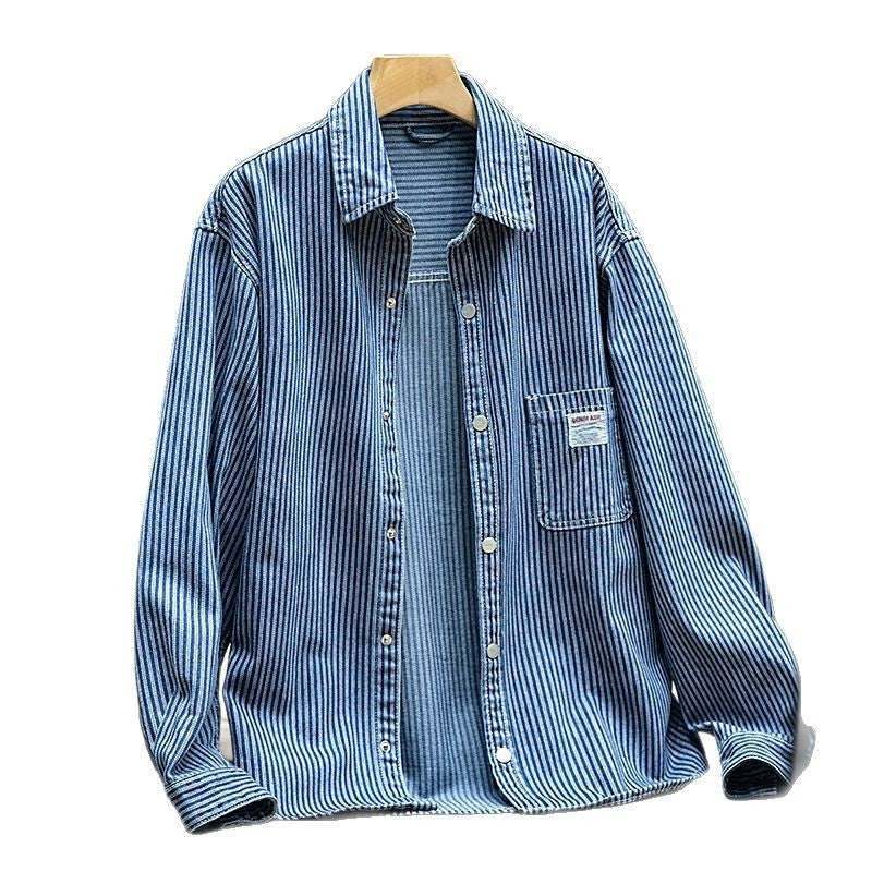Vintage and trendy denim shirt for men in spring and autumn
